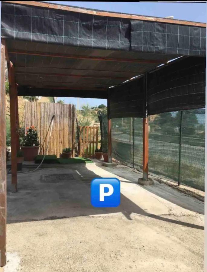 Il Sole 2 Piano Apartment